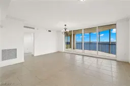 Picture of 2090 W 1St St 810, Fort Myers, FL 33901