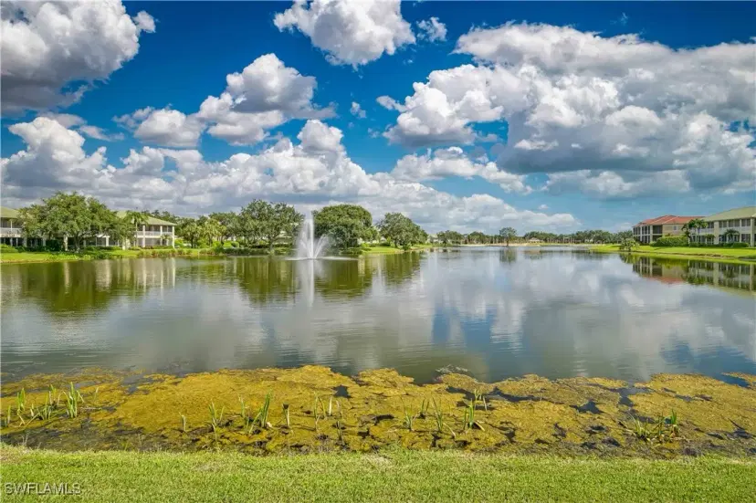 Picture of 604 Vintage Reserve Ln 23-B, Naples FL 34119