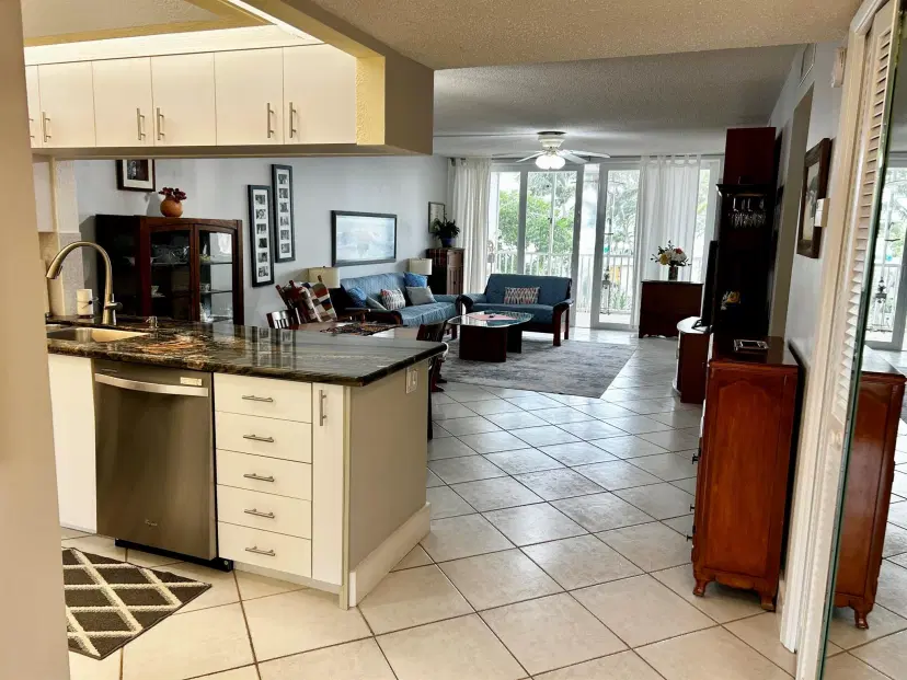 Picture of 3165 NE 48Th Court 211, Lighthouse Point FL 33064