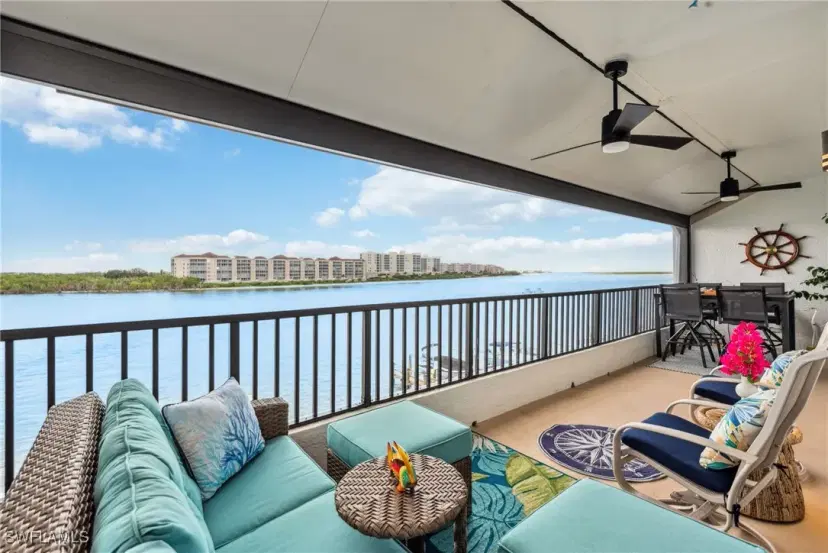 Picture of 232 La Peninsula Blvd 232, Naples FL 34113
