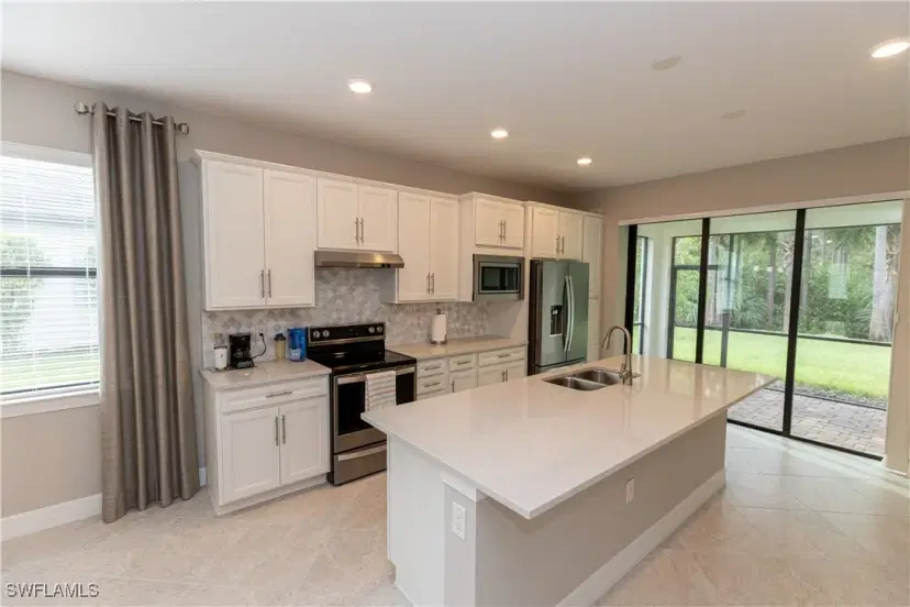 Picture of 11208 Carlingford Rd, Fort Myers FL 33913