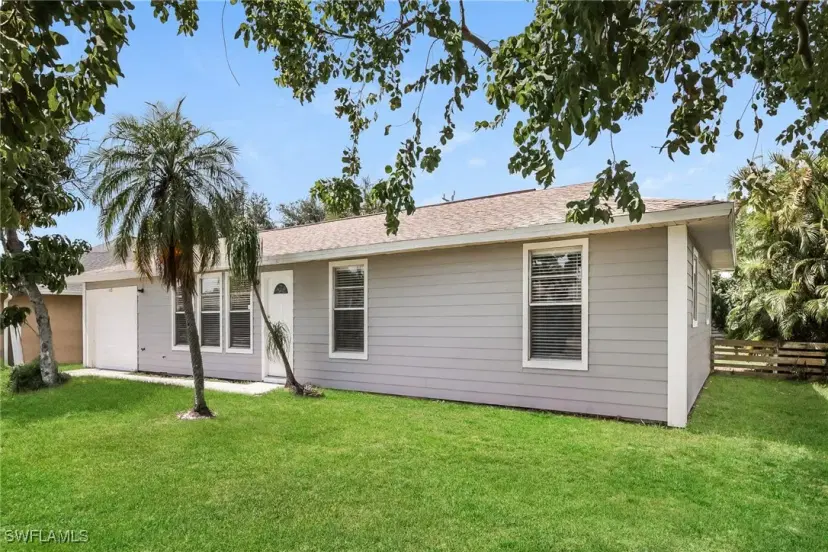 Picture of 143 SE 30Th Ter, Cape Coral FL 33904