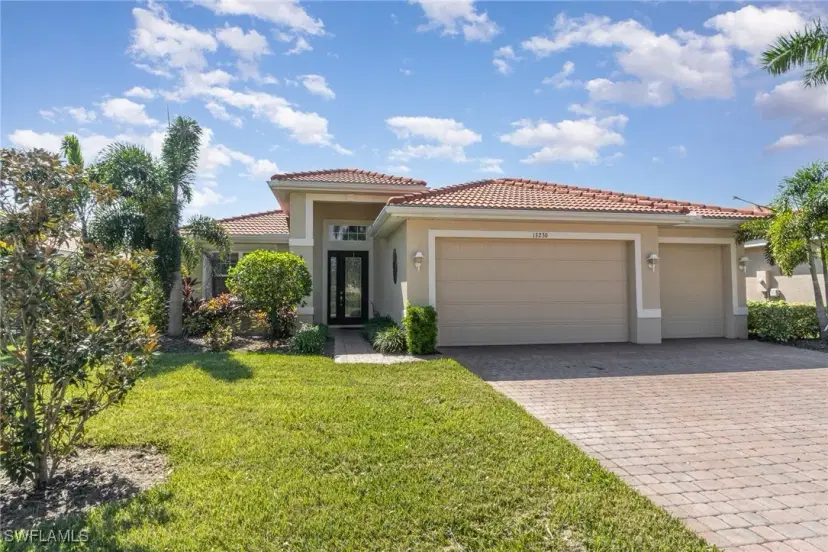 Picture of 13230 Seaside Harbour Dr, North Fort Myers FL 33903
