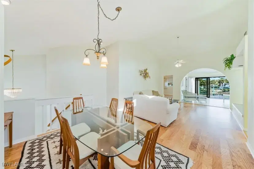 Picture of 2233 Anchorage Ln D, Naples FL 34104