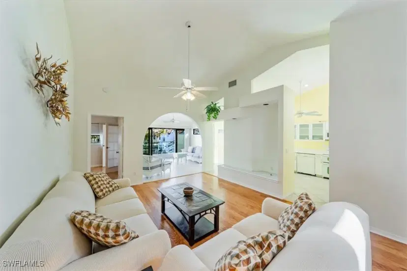 Picture of 2233 Anchorage Ln D, Naples FL 34104
