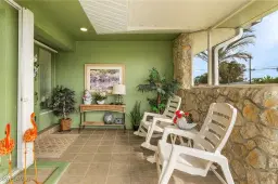 Picture of 1833 SE 29Th Ln, Cape Coral, FL 33904