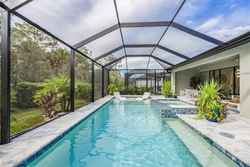 Picture of 10499 Ventana Ln, Naples FL 34120