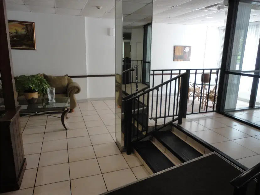 Picture of 4170 Inverrary Dr 301, Lauderhill FL 33319