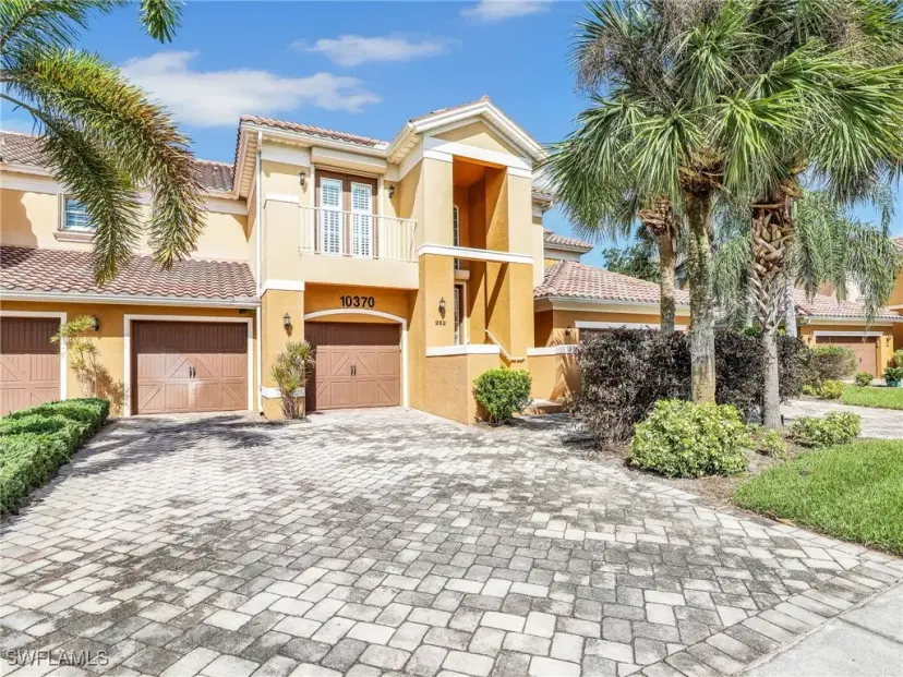 Picture of 10370 Glastonbury Cir 202, Fort Myers FL 33913