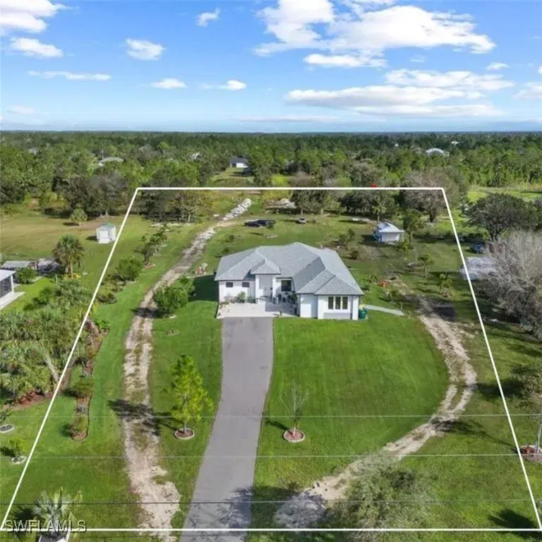 Picture of 3583 60Th Ave Ne, Naples, FL 34120