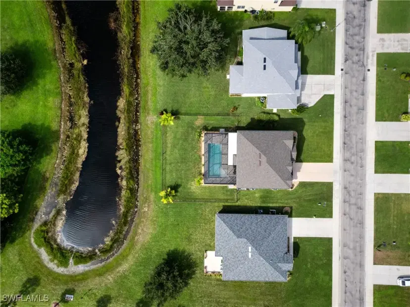 Picture of 8100 Allamanda Ct, Lehigh Acres FL 33972