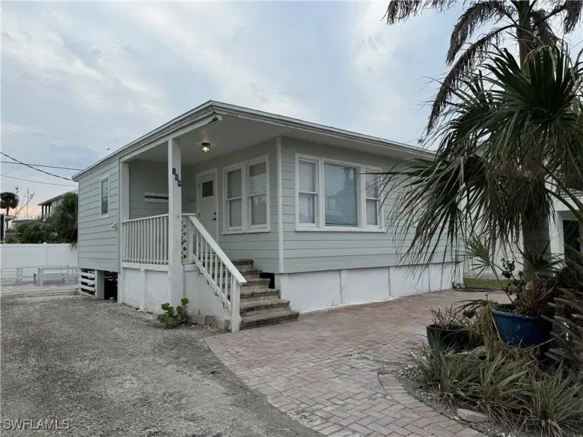 Picture of 159 Pearl St, Fort Myers Beach FL 33931