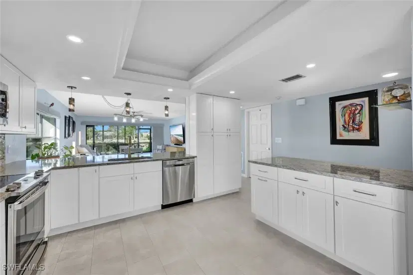 Picture of 16484 Timberlakes Dr 101, Fort Myers FL 33908