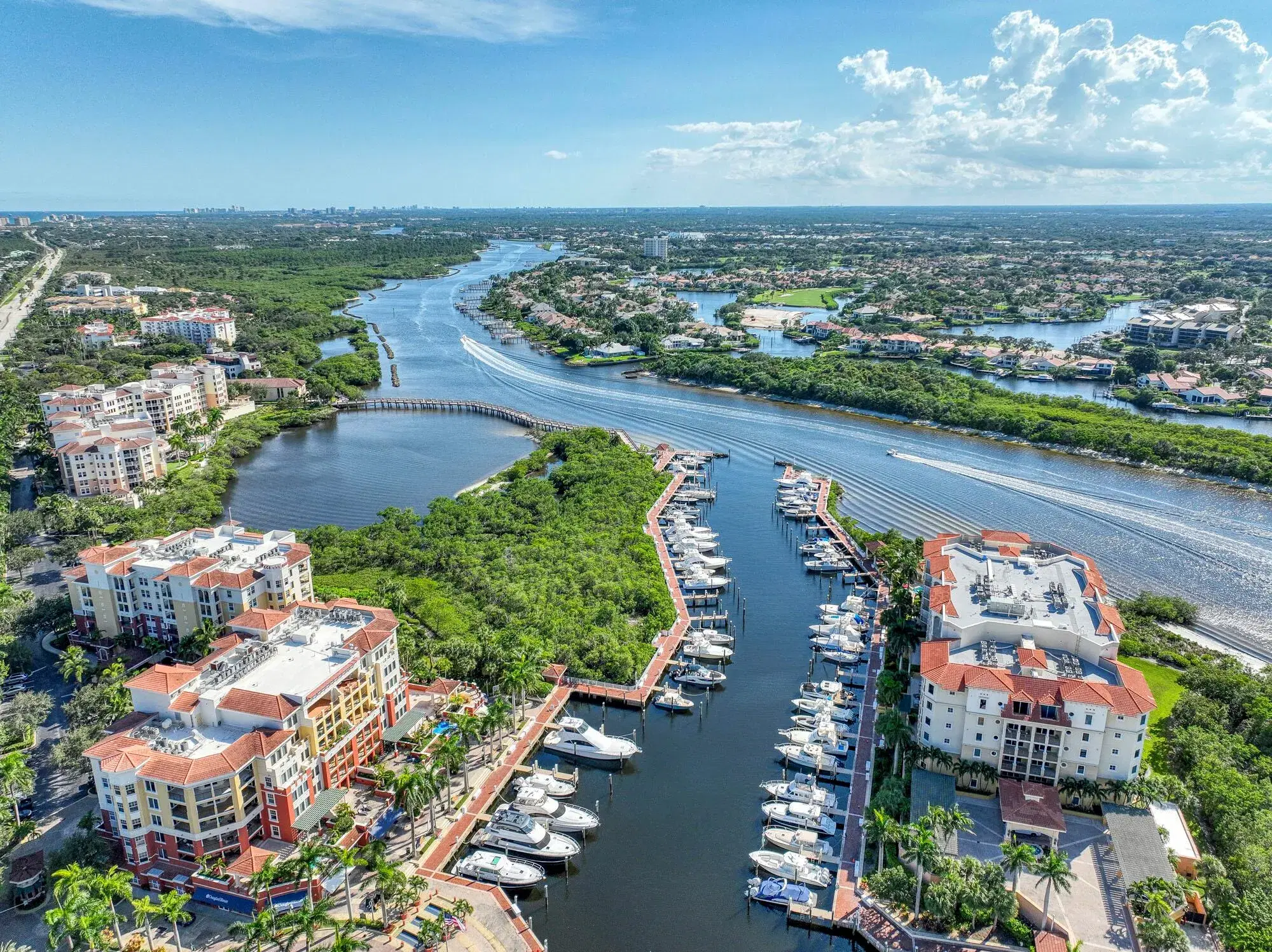 Picture of 400 S Us Highway 1 104, Jupiter, FL 33477