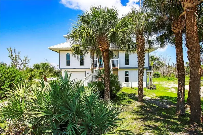 Picture of 588 Hideaway Ct, Sanibel FL 33957