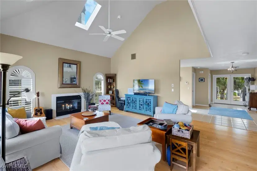 Picture of 588 Hideaway Ct, Sanibel FL 33957
