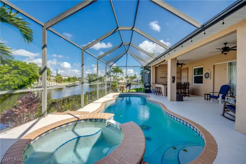 Picture of 2118 SE 18Th Ave, Cape Coral FL 33990