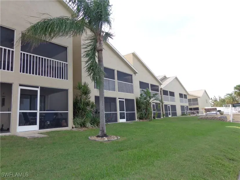 Picture of 4321 Country Club Blvd 203, Cape Coral FL 33904