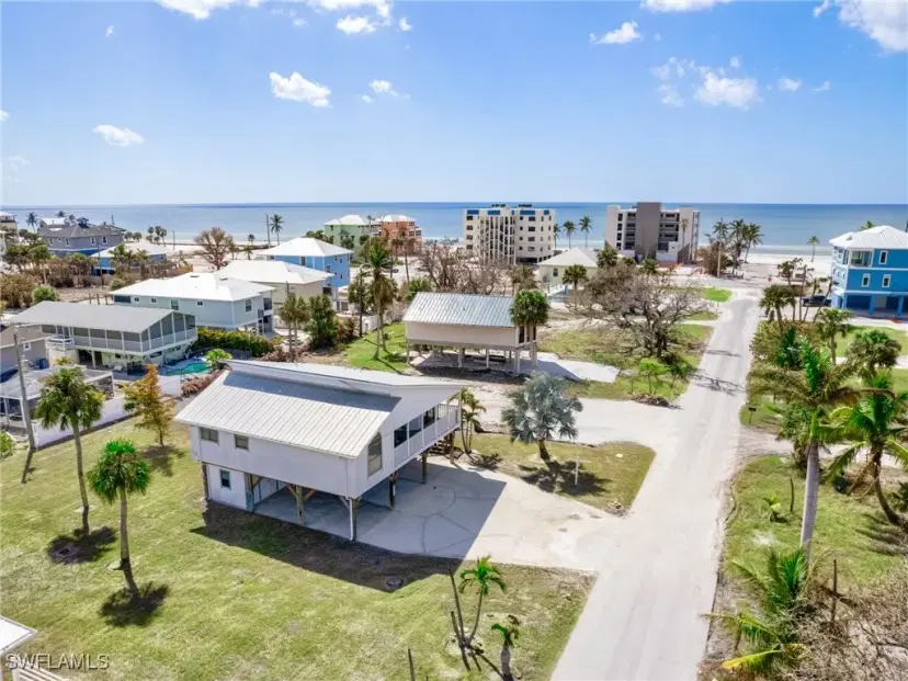 Picture of 134 Bayview Ave, Fort Myers Beach FL 33931