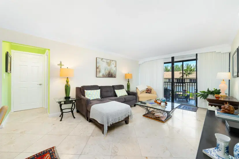 Picture of 1 Royal Palm Way 3030, Boca Raton FL 33432