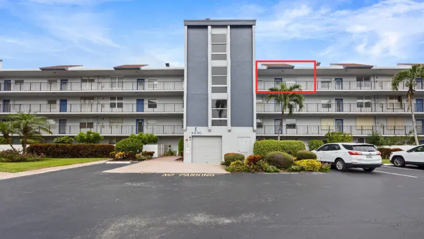 Picture of 6650 S Oriole Boulevard 4050, Delray Beach FL 33446