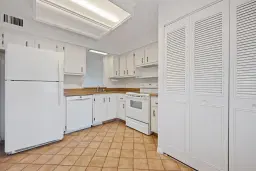 Picture of 6650 S Oriole Boulevard 4050, Delray Beach, FL 33446