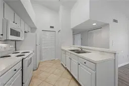 Picture of 4105 Residence Dr 718, Fort Myers, FL 33901