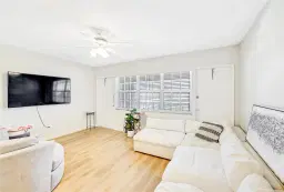 Picture of 2453 NE 51St St D-306, Fort Lauderdale, FL 33308