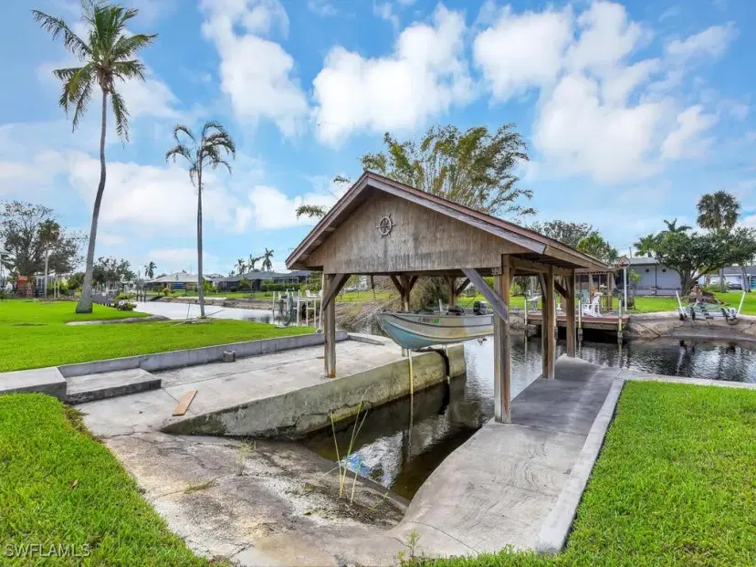 Picture of 6179 Island Park Ct, Fort Myers FL 33908