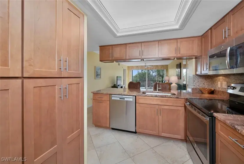 Picture of 270 Naples Cove Dr 3204, Naples FL 34110