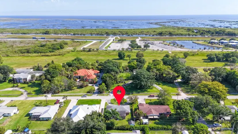 Picture of 534 E Del Monte Avenue, Clewiston FL 33440