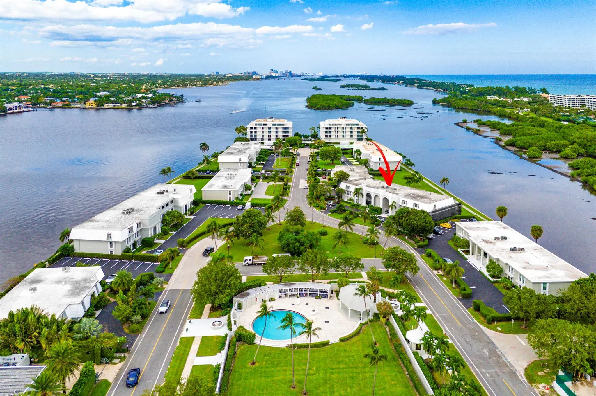 Picture of 2185 Ibis Isle Road 10, Palm Beach, FL 33480