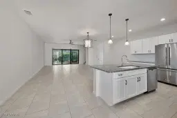 Picture of 13010 Pembroke Dr, Naples, FL 34105