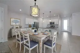 Picture of 13010 Pembroke Dr, Naples, FL 34105