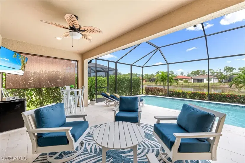 Picture of 1541 Parnell Ct, Naples FL 34113