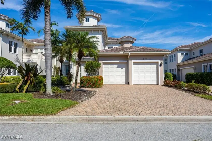 Picture of 575 Avellino Isles Cir 202, Naples FL 34119