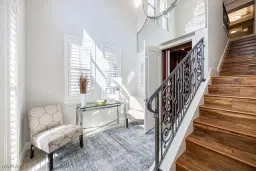 Picture of 575 Avellino Isles Cir 202, Naples, FL 34119