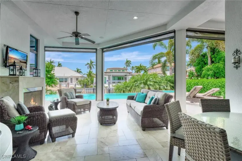Picture of 1330 Marlin Dr, Naples FL 34102