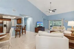 Picture of 622 Wiggins Bay Dr C-22, Naples, FL 34110
