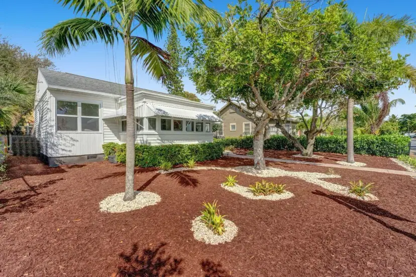 Picture of 221 S Ocean Breeze, Lake Worth Beach FL 33460