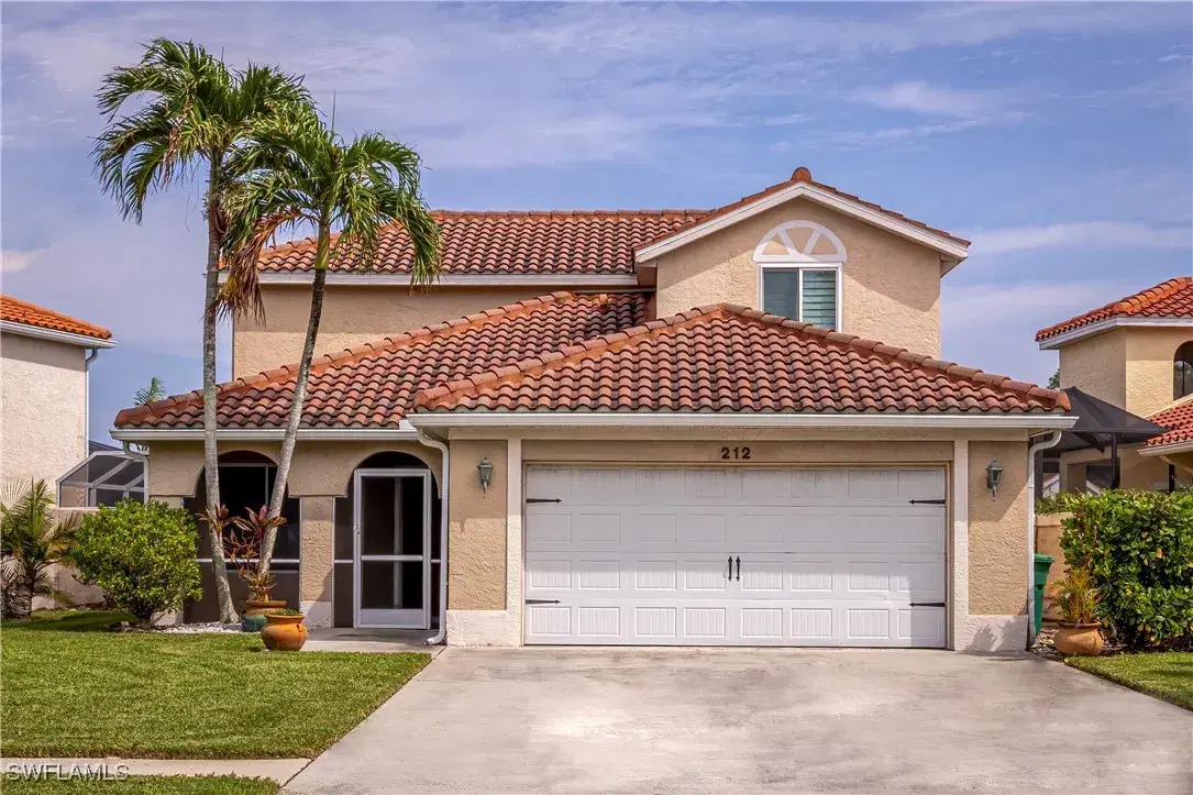 Picture of 212 Sabal Lake Dr, Naples, FL 34104