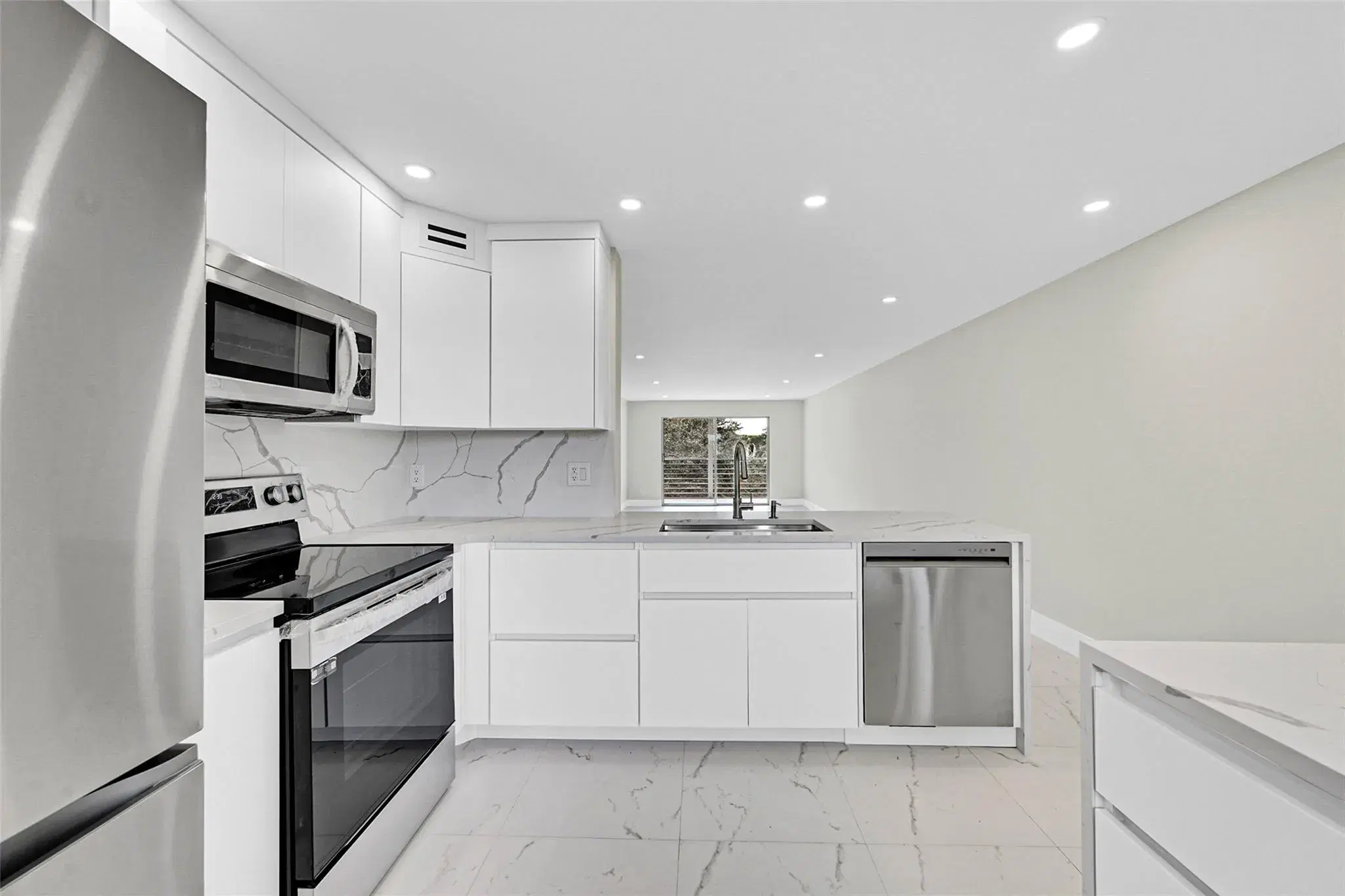 Picture of 2006 Granada Dr J4, Coconut Creek, FL 33066