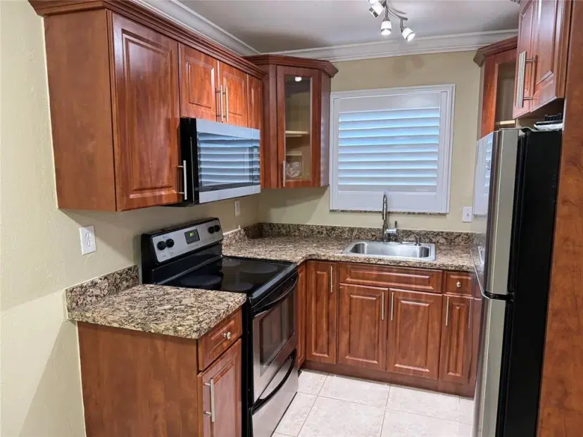 Picture of 1925 Madison St 21, Hollywood FL 33020