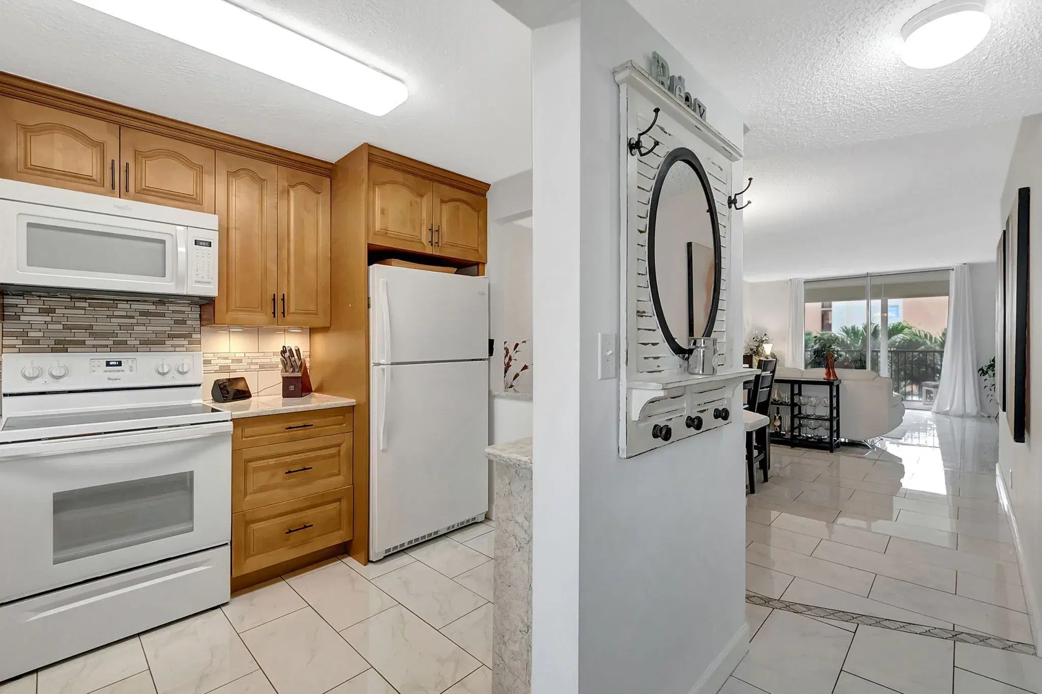 Picture of 720 E Ocean Avenue 303, Boynton Beach, FL 33435