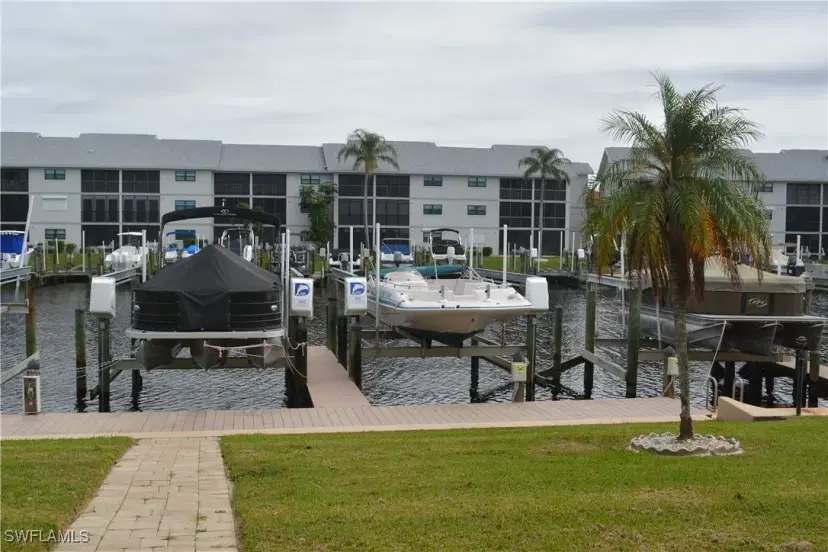 Picture of 4229 SE 19Th Pl 1D, Cape Coral FL 33904