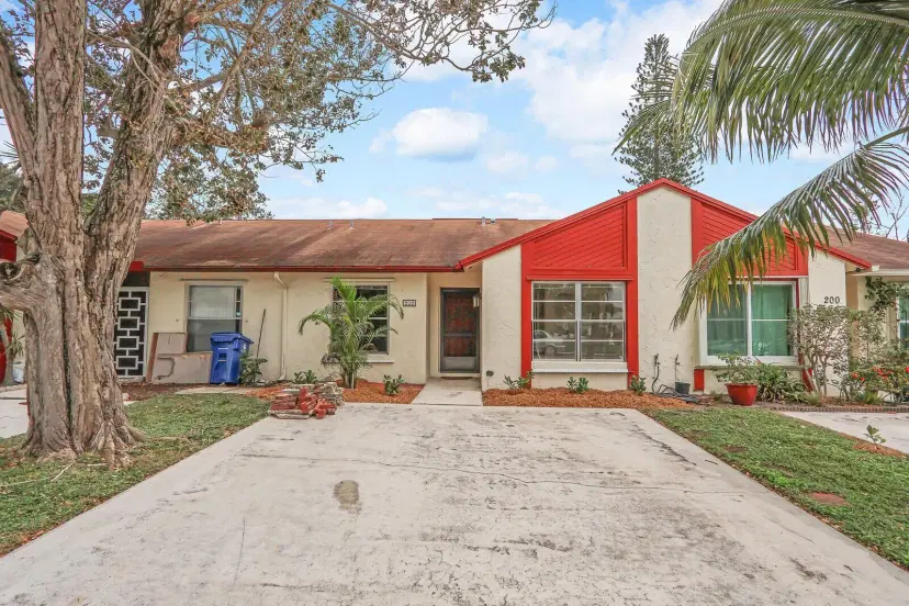 Picture of 202 Palmetto Court, Jupiter FL 33458