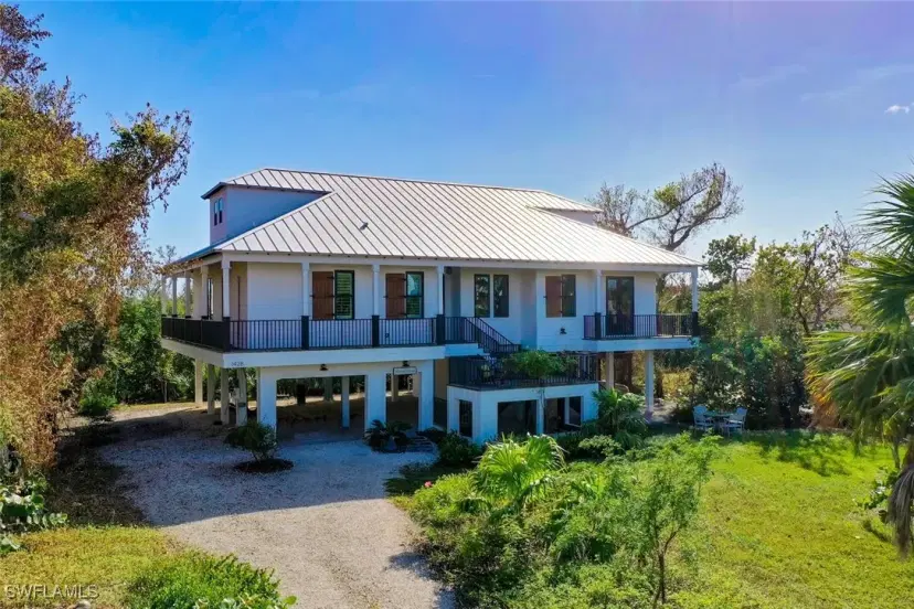 Picture of 1428 Albatross Rd, Sanibel FL 33957
