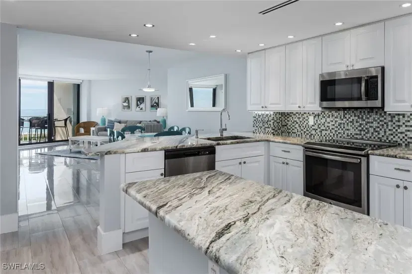 Picture of 440 Seaview Ct 1504, Marco Island FL 34145