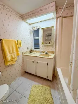 Picture of 851 Holly Berry Ct, North Fort Myers, FL 33917