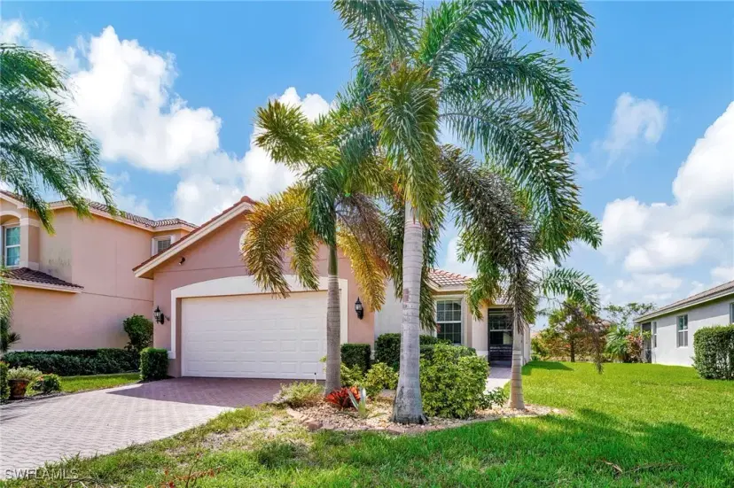Picture of 10430 Spruce Pine Ct, Fort Myers FL 33913